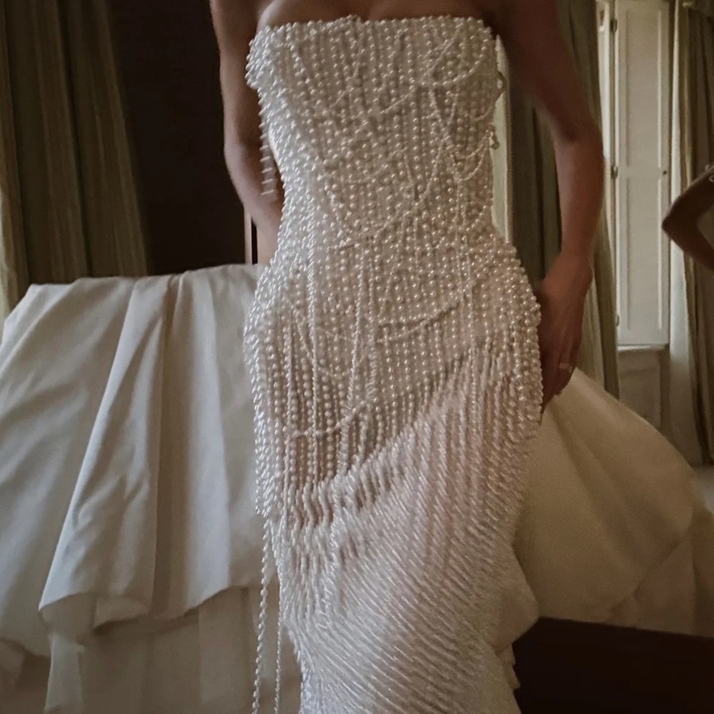 The Weaverly Party Dress - Picture 2 of 5
